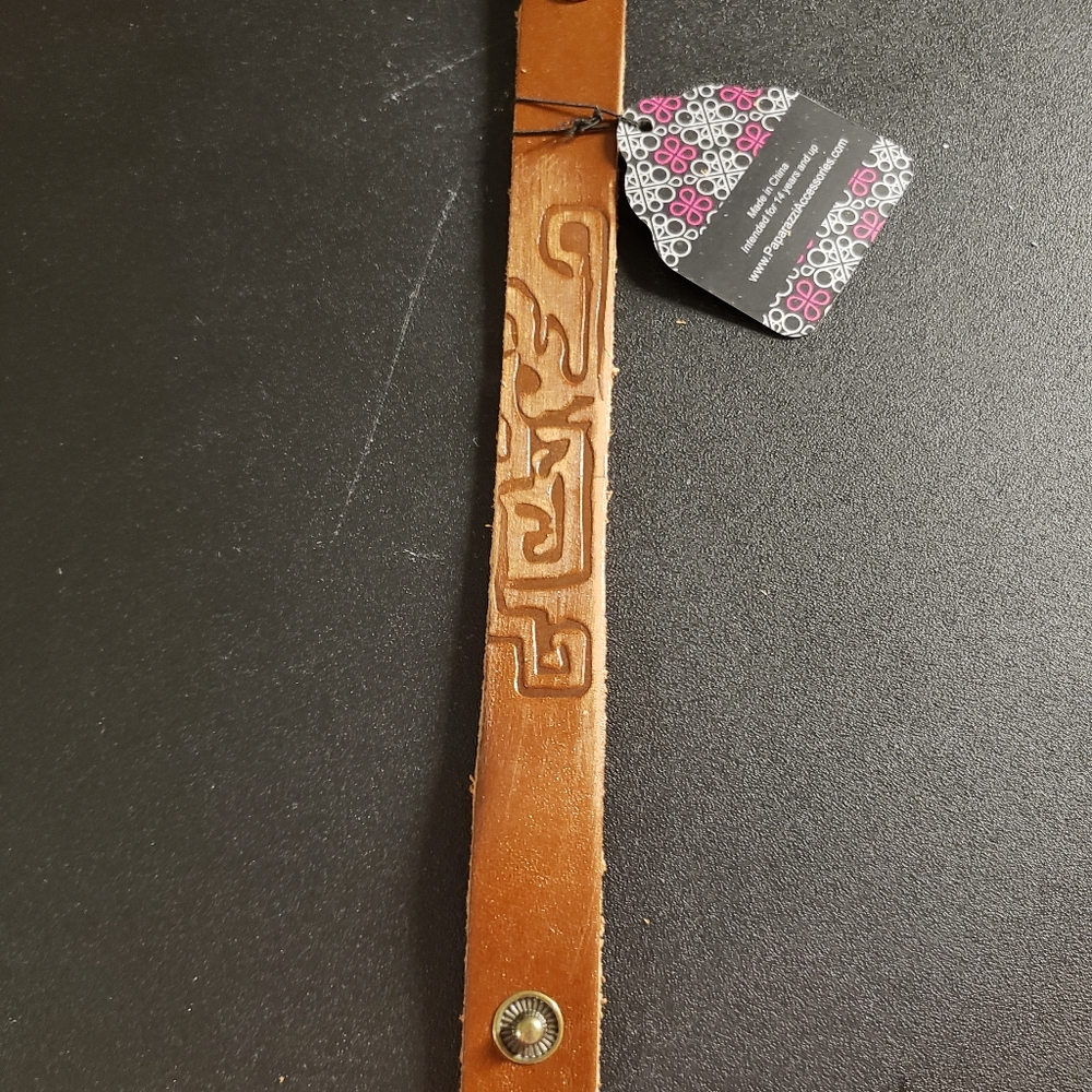 Paparazzi wrap bracelet with snap closure